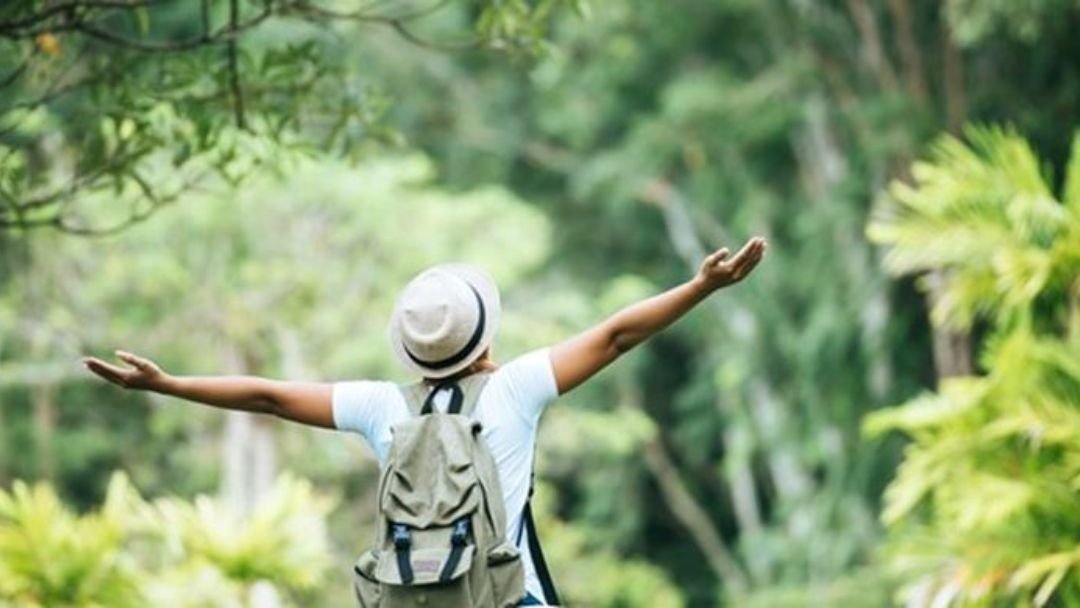 Potensi Pariwisata Indonesia : Menggali Kekayaan Alam dan Budaya untuk Kesejahteraan Masyarakat
