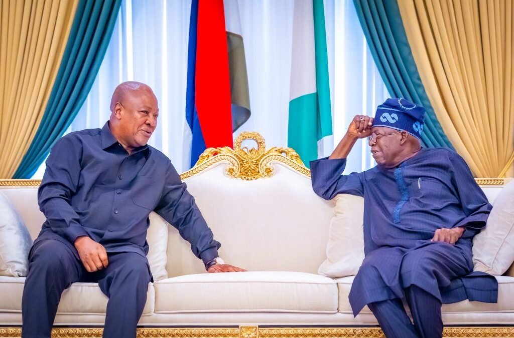 PICTORIAL: Nigeria Welcomes Ghana’s President Mahama to Aso Rock