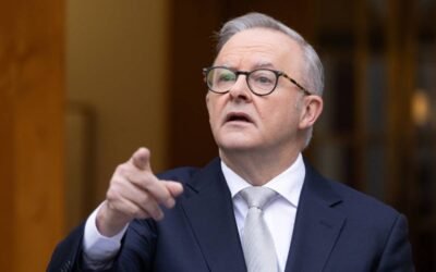 Australian PM Calls Snap Election for May 3 in the Philippines (English) (Note: The phrase “in the Philippines” seems out of place since the original title refers to an event concerning Australia. If this is a specific context or typo, please clarify.)