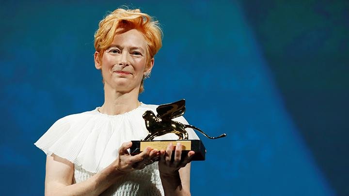 Tilda Swinton Berhenti Sementara dari Dunia Akting: Temukan Karya-karyanya yang Memukau