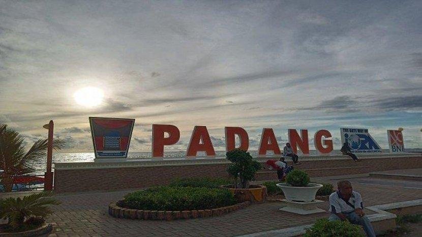 Itinerary 3 Hari 2 Malam di Padang untuk Perjalanan Sendiri dari Jakarta: Nikmati Petualanganmu dengan Bujet Rp 3,1 Juta