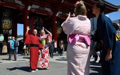 Russians Rush to Top Travel Destination Thanks to Free Visas and Stronger Ruble