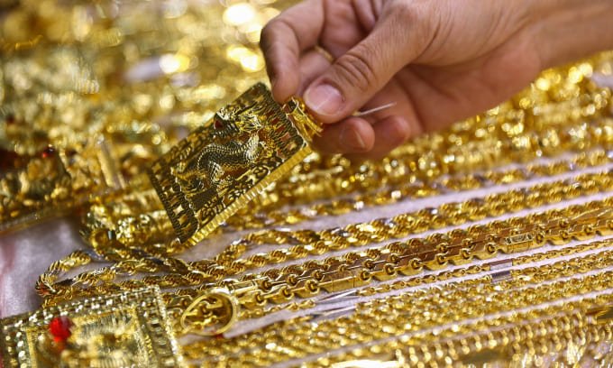 Gold Prices Steady After Peaking: International Edition (English)