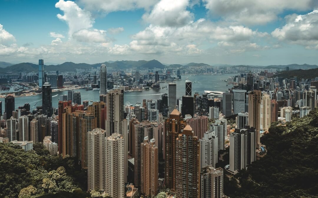 Explore Hong Kong: Top 5 Must-Visit Spots