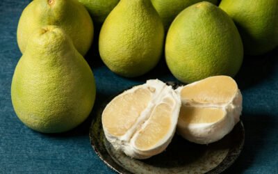 Pomelos Pack a Powerful Punch: 4 Health Benefits You Need to Know!