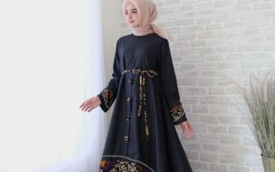 15 Desain Gabungan Batik dan Polos yang Paling Elegan dan Terkini!