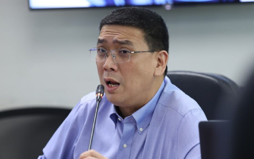 Lawmaker Accuses Hospitals of Failing to Honor New PhilHealth Benefits