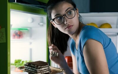 How Parents’ Secret Snacking Can Shape Children’s Diet Habits