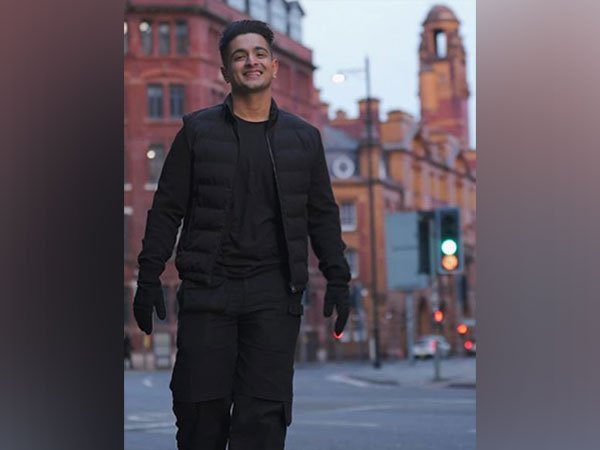 SC to Weigh Ranveer Allahbadia’s Plea for Overseas Travel Post-Investigation