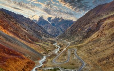 5 Unforgettable Road Trips Across Asia: Lifetime Adventures Await