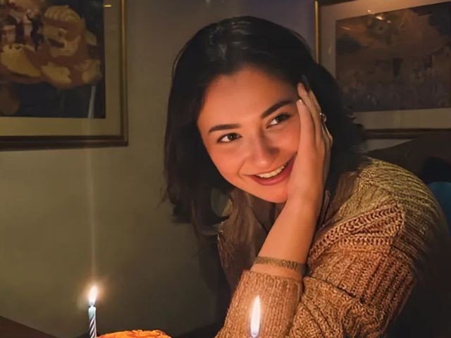 Hania Aamir Surprises Fans With Birthday Wishes