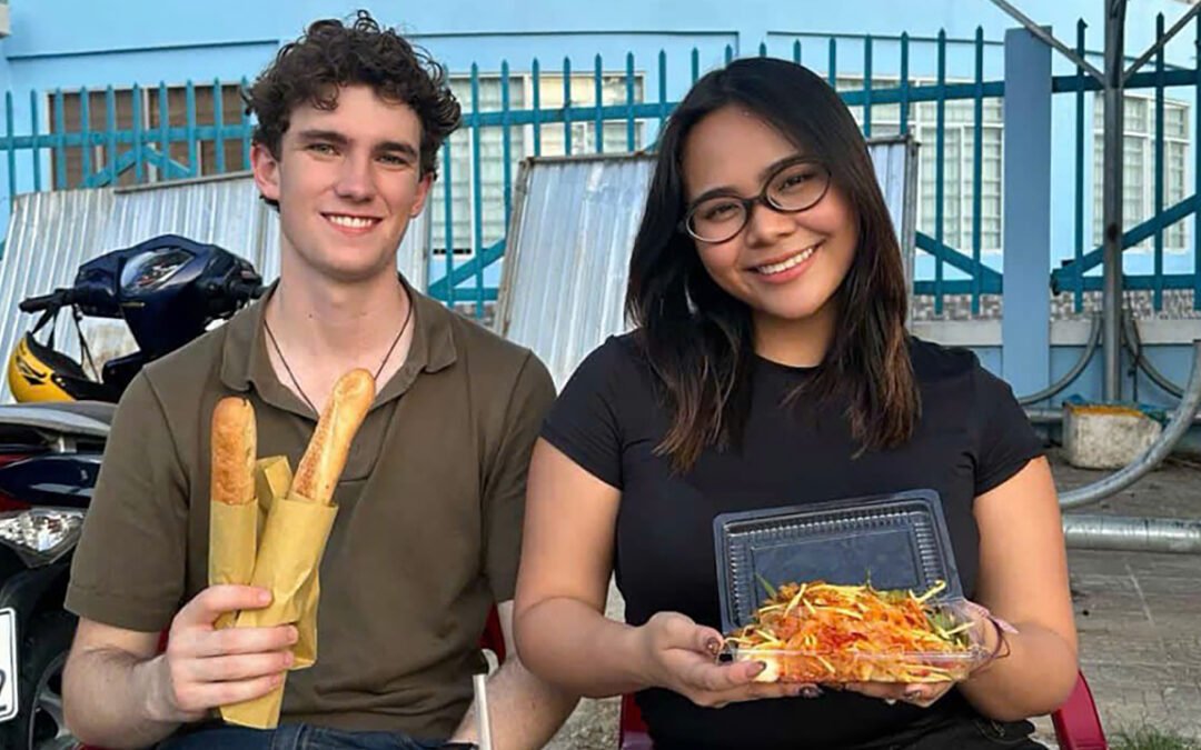 Fresh Finds: Tourists Fill Suitcases With Vietnamese Snacks