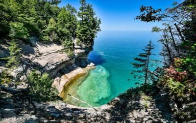 Six Breathtaking Lakes You Must See in the U.S. Once in a Lifetime